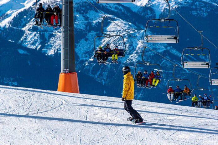 Transport von Skiern und Snowboards in Österreich