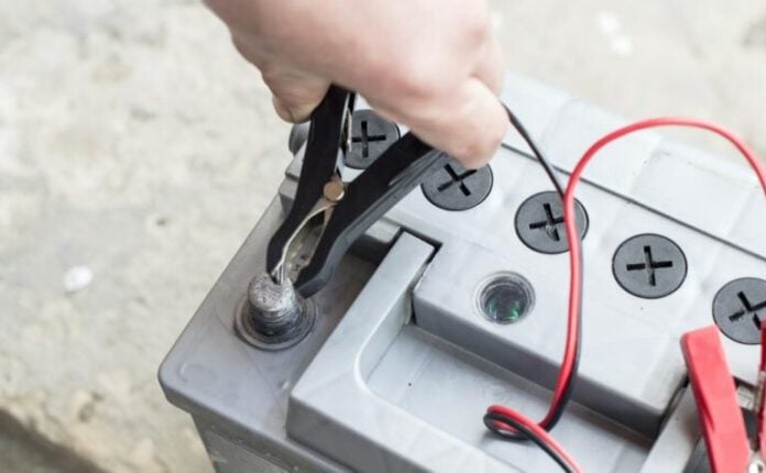 Ladegerät für Autobatterien